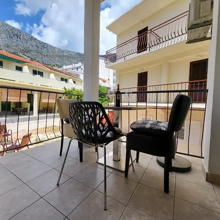 Nazario Aparthotel