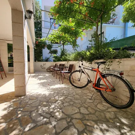Aparthotel Nazario