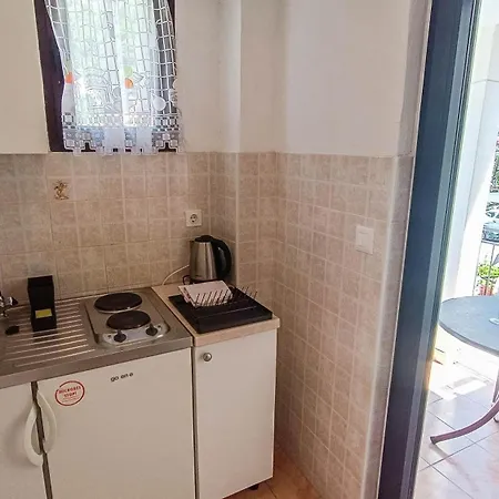 Nazario Aparthotel 3*