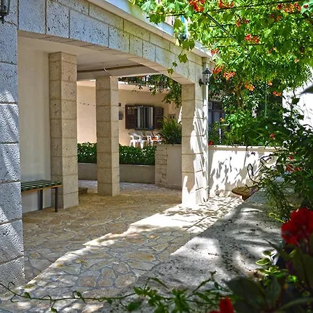 Aparthotel Nazario 3*
